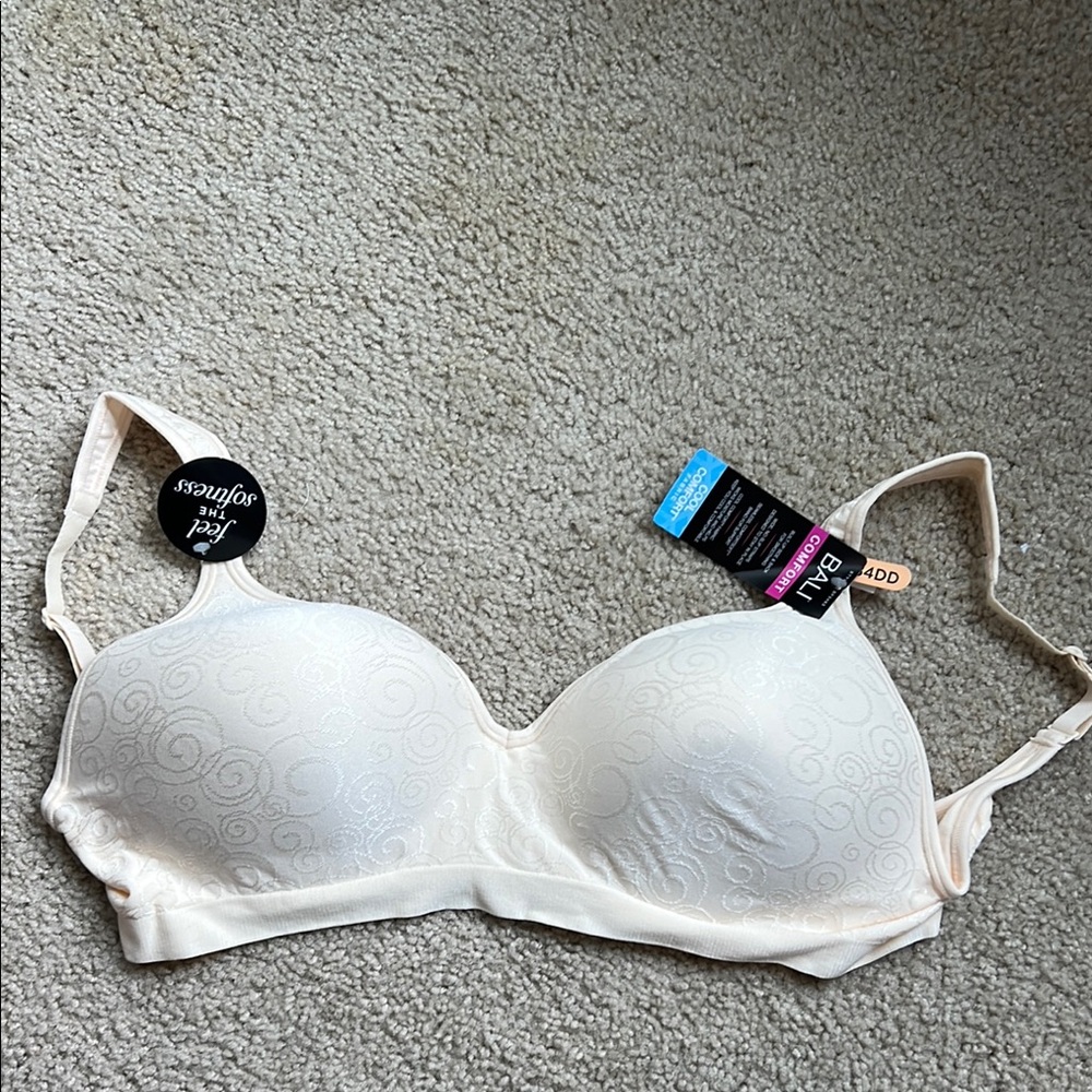 Bali Women's Beige Underwire Bra